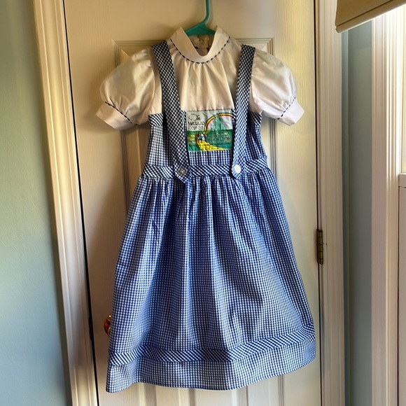 MGM The Wizard of Oz Clothing Company Costumes Mgm Grand Official